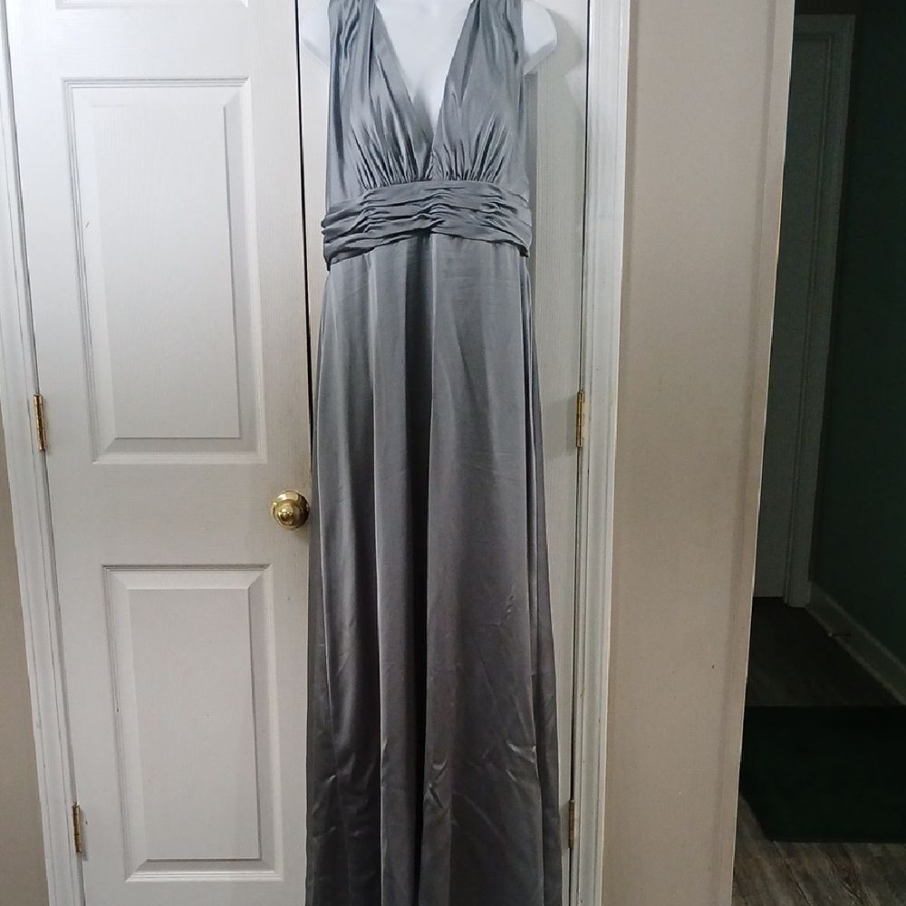 Revelry pewter crossover maxi formal ballgown prom dress Sz 20 EUC